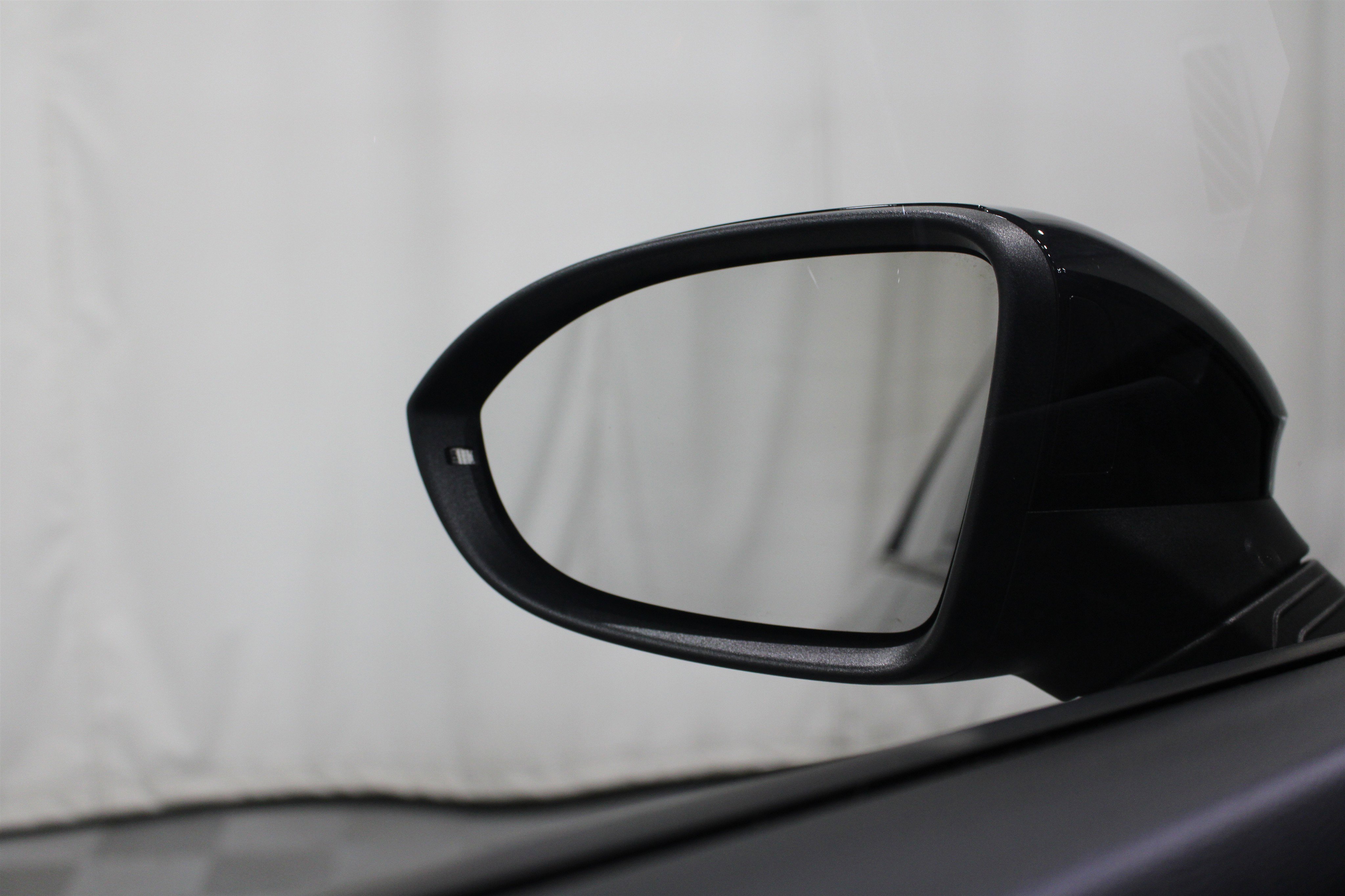 Used 2025 Volkswagen GTI SE image 23