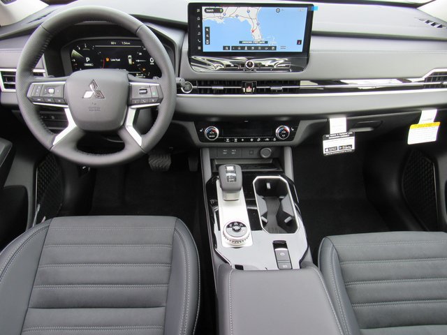 New 2026 Mitsubishi Outlander SE FWD image 9