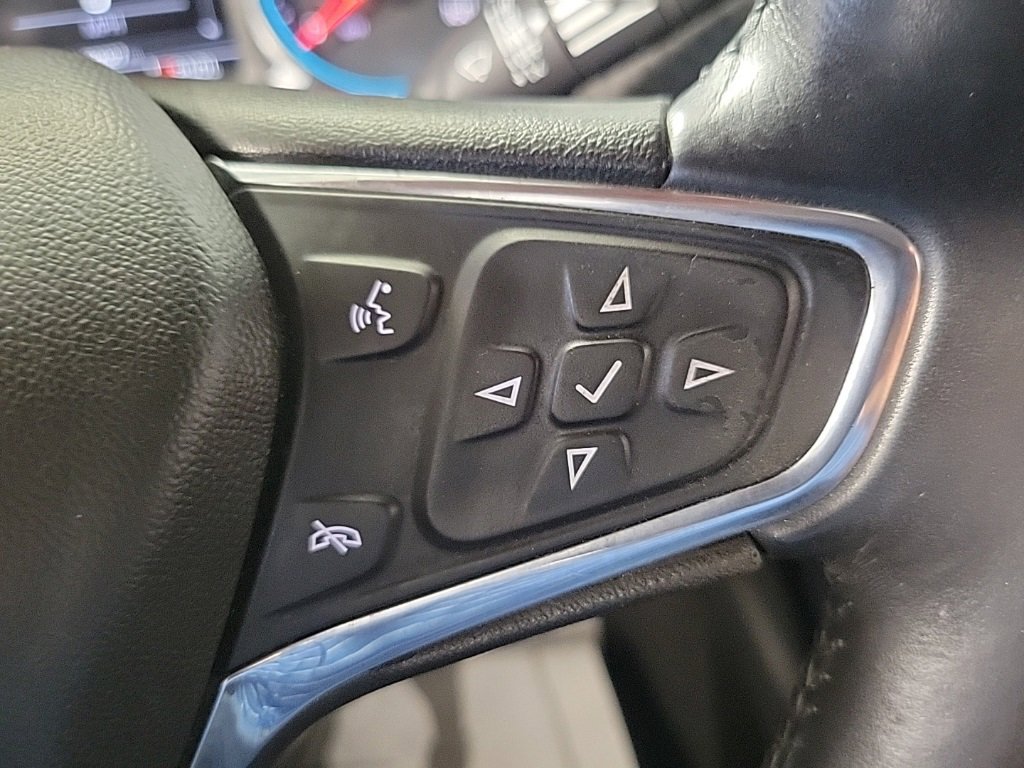 Used 2017 Chevrolet Malibu LT w/ Driver Confidence Package image 19