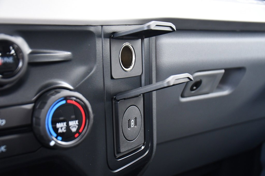 New 2026 Ford F350 4x4 Crew Cab Super Duty image 31