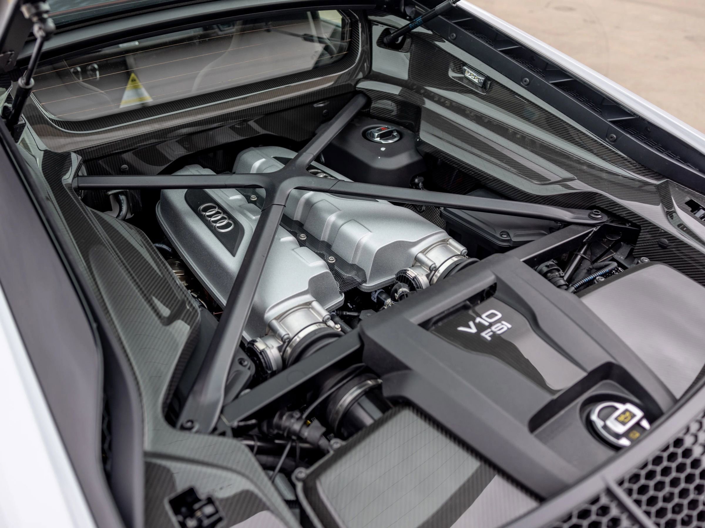 Used 2018 Audi R8 V10 plus image 39