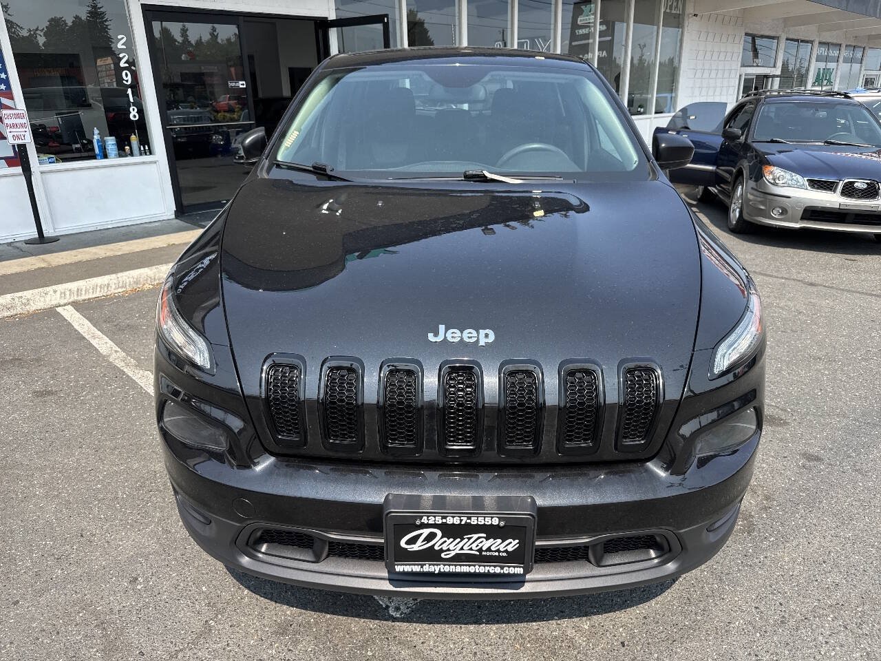 Used 2015 Jeep Cherokee Sport AWD/4WD image 11