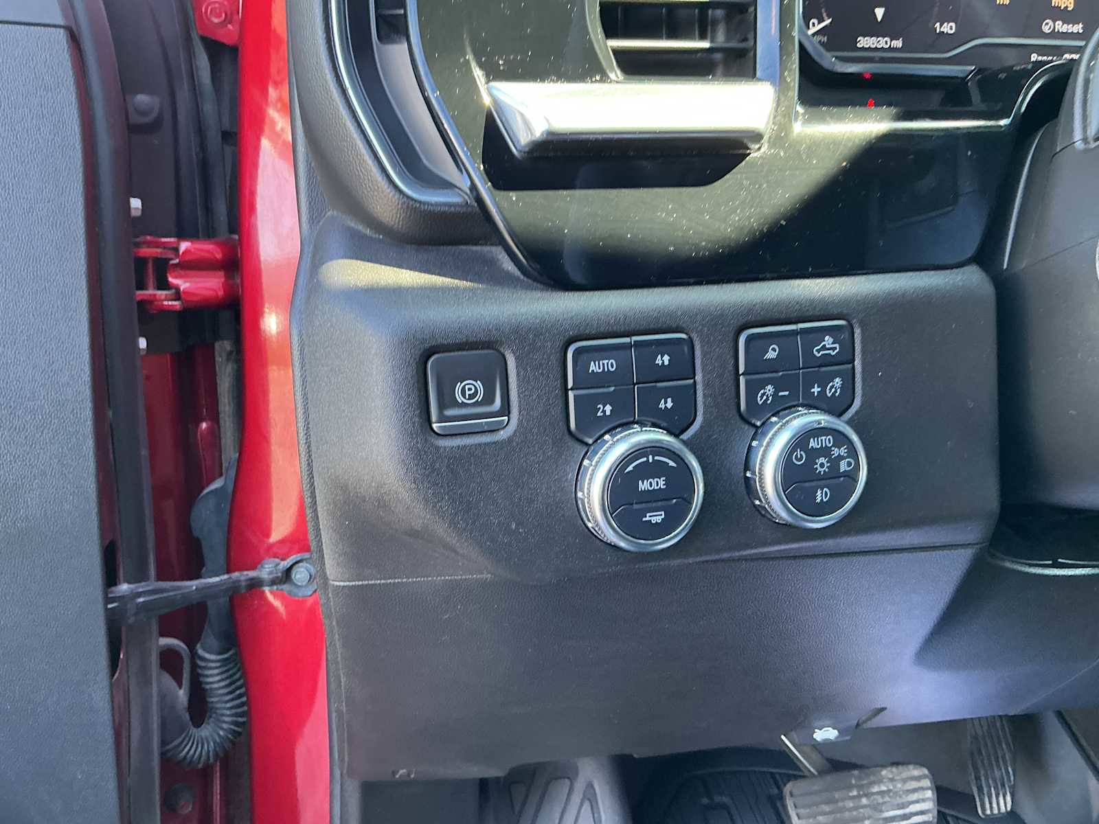 Used 2024 GMC Sierra 1500 SLT w/ SLT Premium Plus Package image 15