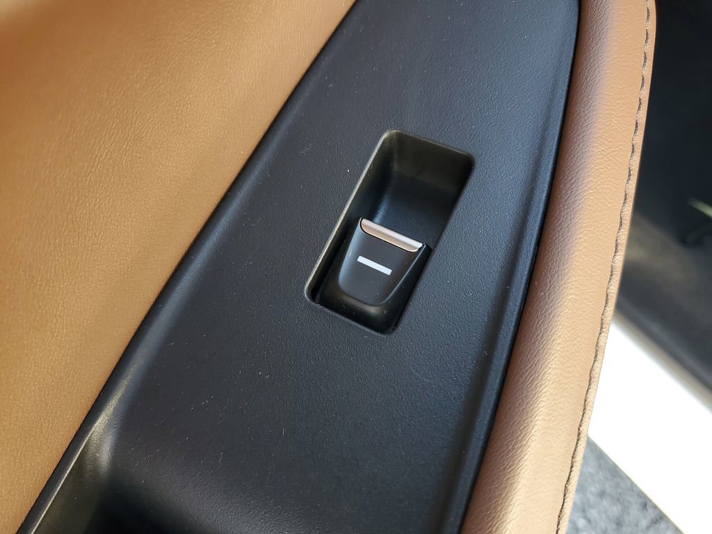 Certified 2023 Acura MDX FWD w/ Technology Package image 16