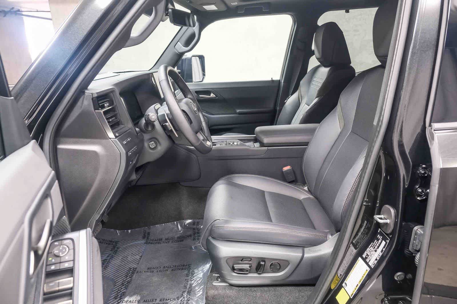 Used 2024 Lexus GX 550 AWD/4WD image 18