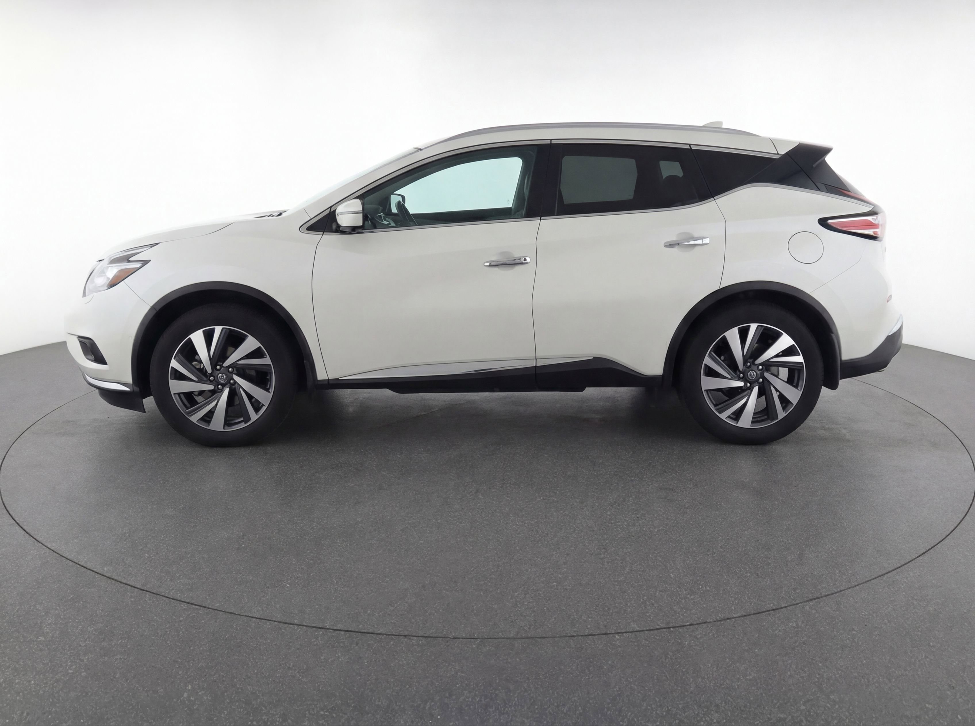 Used 2017 Nissan Murano Platinum w/ Platinum Technology Package image 6