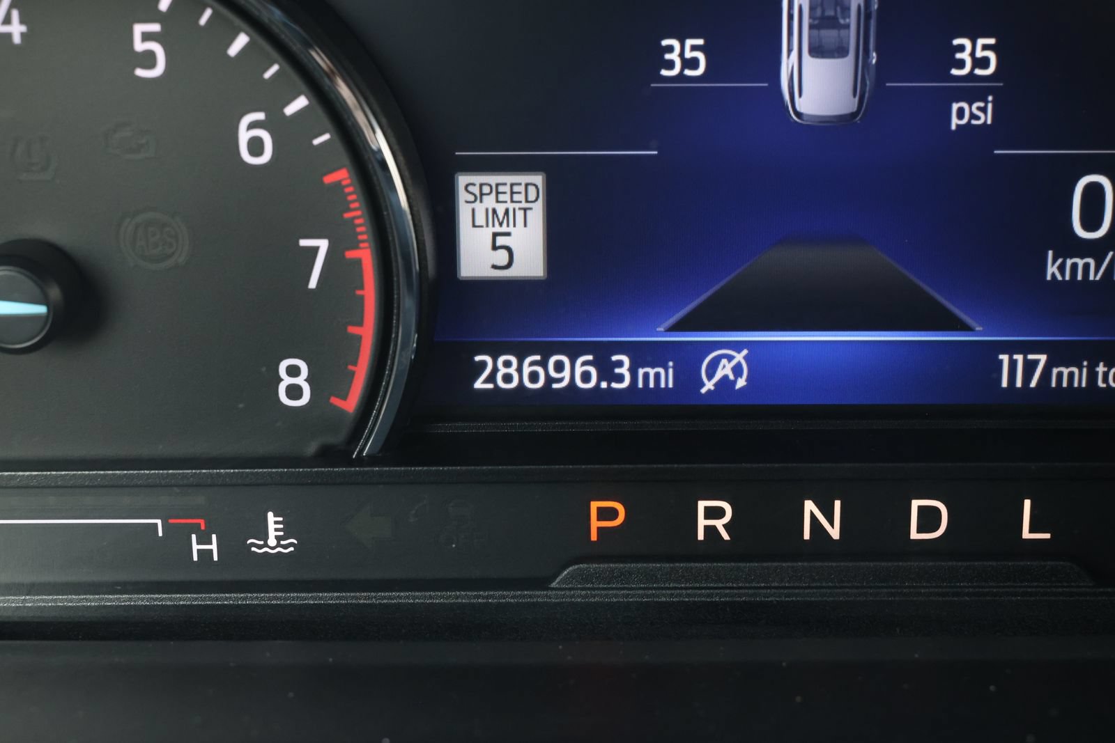 Used 2023 Ford Explorer Limited AWD/4WD image 19