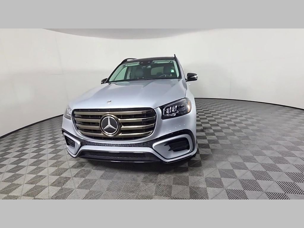 Used 2026 Mercedes-Benz GLS 450 4MATIC image 51