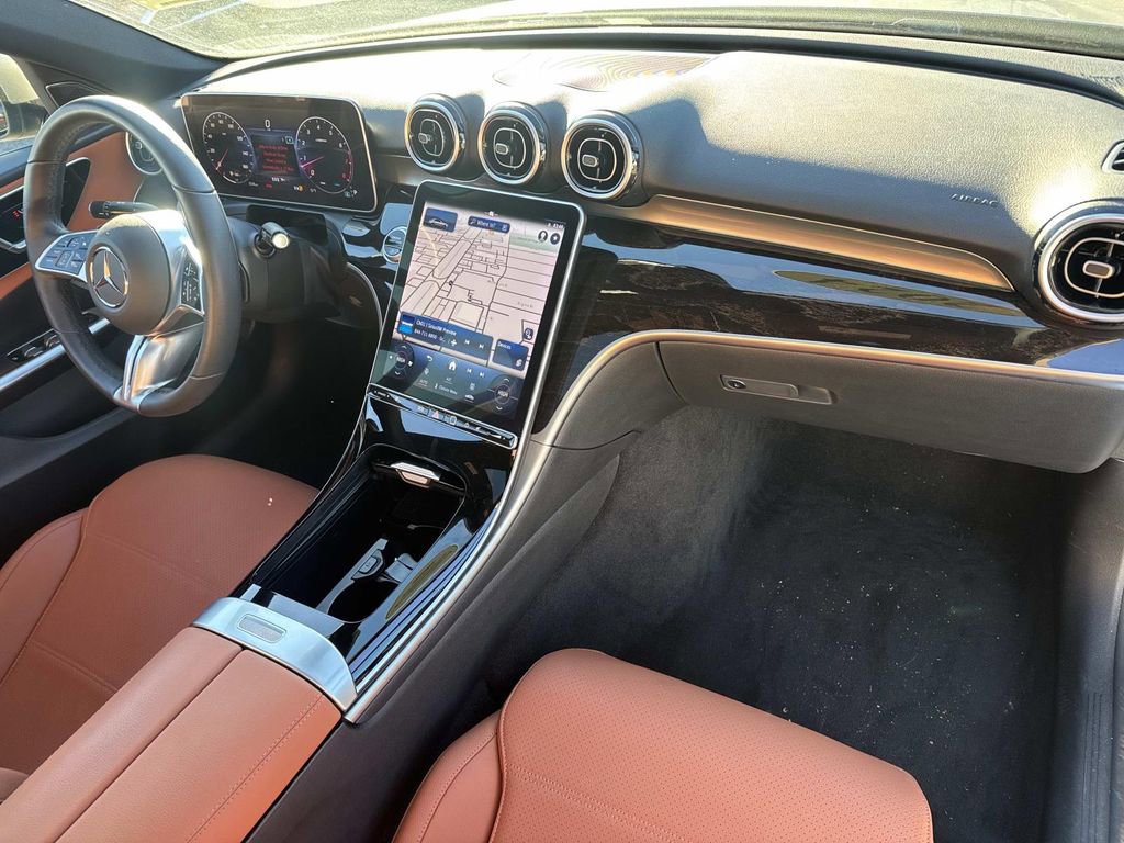 Used 2024 Mercedes-Benz C 300 Sedan image 13