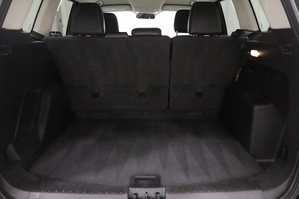 Used 2019 Ford Escape SEL image 19