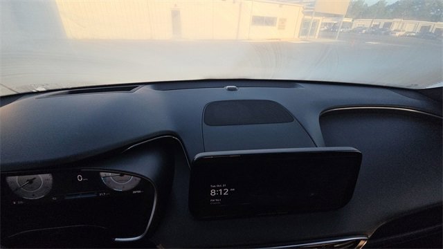 Used 2023 Hyundai Santa Fe Calligraphy image 9