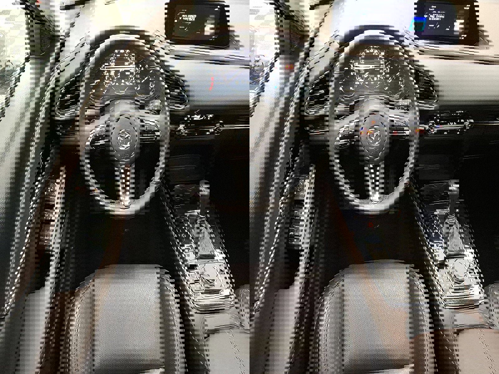 Used 2024 MAZDA CX-30 AWD 2.5 S w/ Premium Package image 21