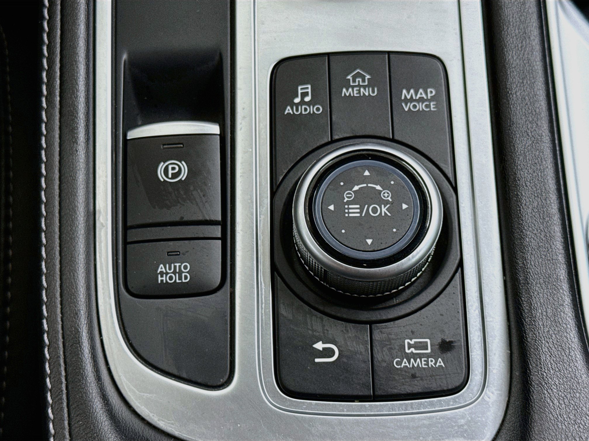 Used 2023 INFINITI QX60 Luxe w/ Performance Audio Package AWD/4WD image 26