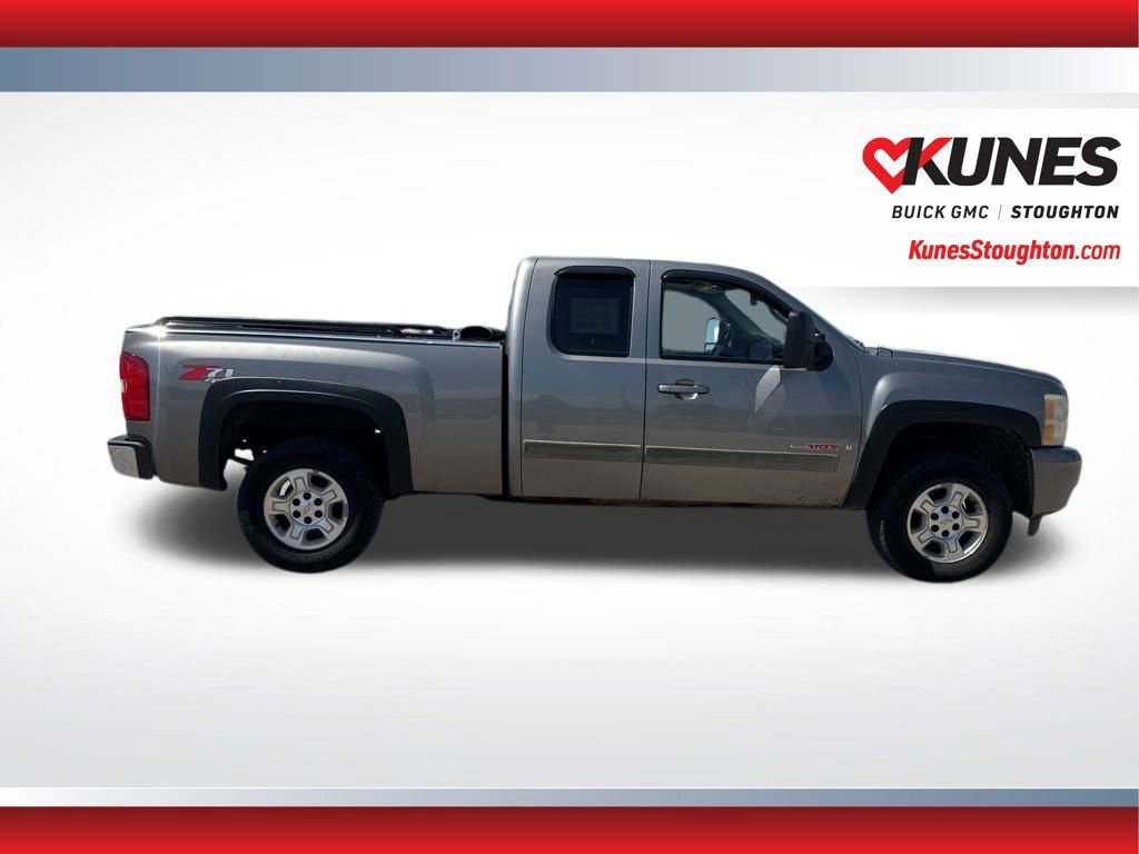 Used 2007 Chevrolet Silverado 1500 LTZ w/ Max Trailering Pack AWD/4WD image 11