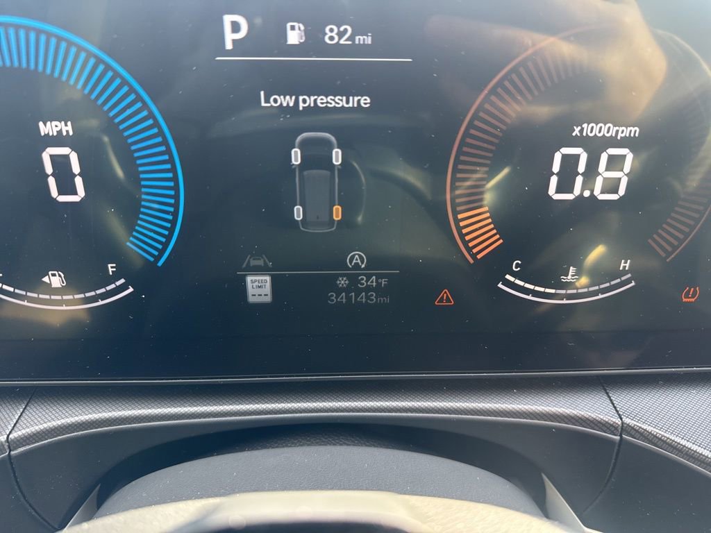 Used 2025 Hyundai Santa Fe SEL image 19