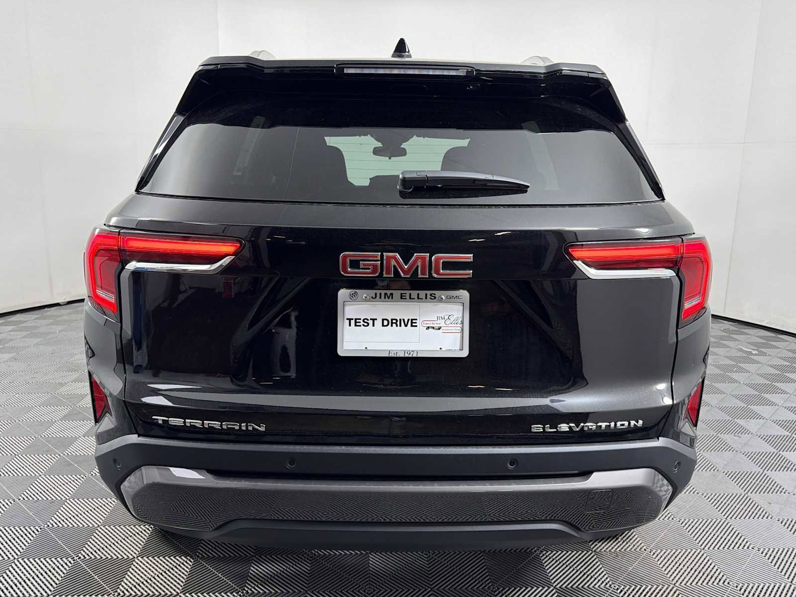 New 2026 GMC Terrain Elevation w/ Elevation Premium Package image 10
