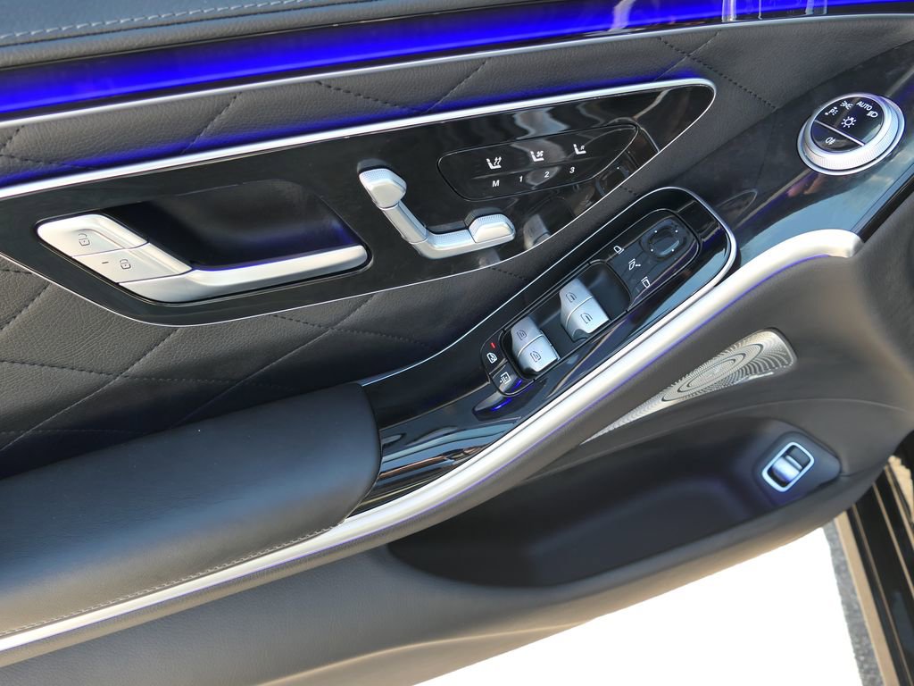 Used 2024 Mercedes-Benz S 580 4MATIC Sedan image 16