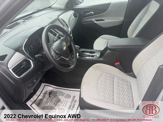 Used 2022 Chevrolet Equinox LS w/ LPO, Floor Liner Package AWD/4WD image 9