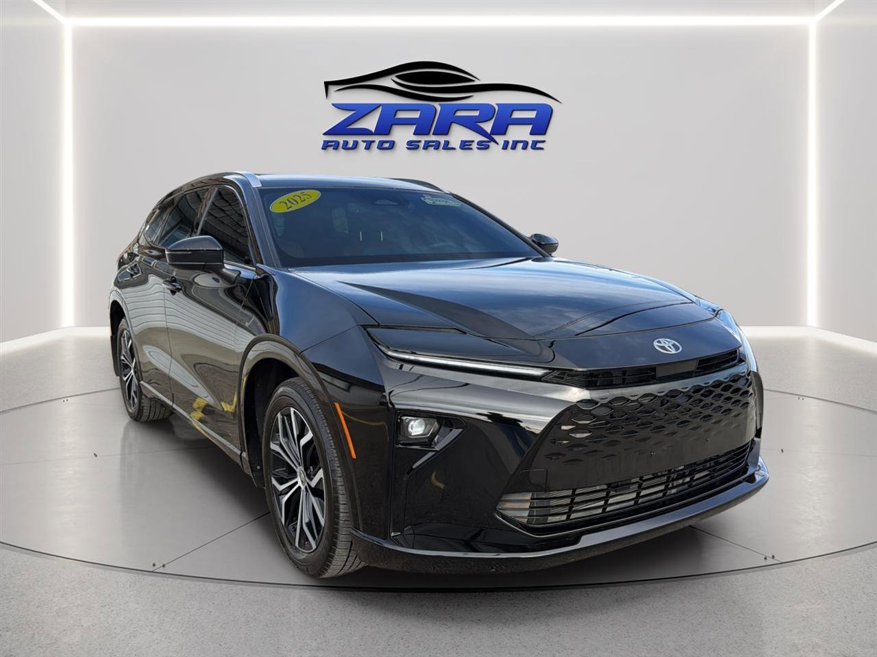 Used 2025 Toyota Crown Signia XLE AWD (Natl) image 9