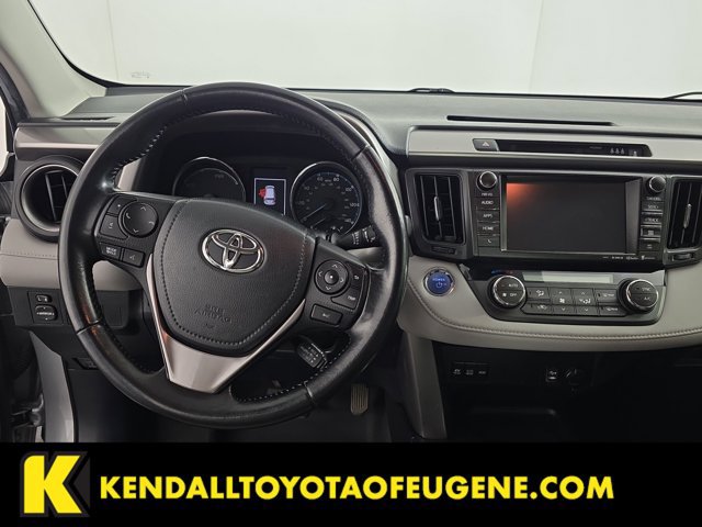 Used 2017 Toyota RAV4 XLE w/ Convenience Package AWD/4WD image 12