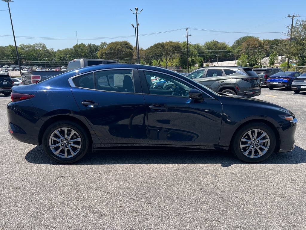 Used 2025 MAZDA MAZDA3 s FWD image 2