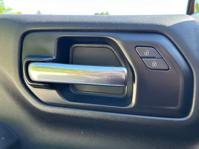 Used 2022 Chevrolet Silverado 1500 Custom AWD/4WD image 24