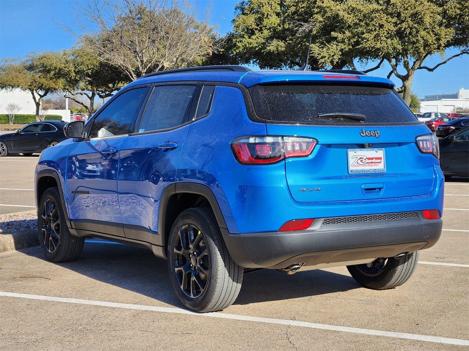 New 2026 Jeep Compass Latitude image 4