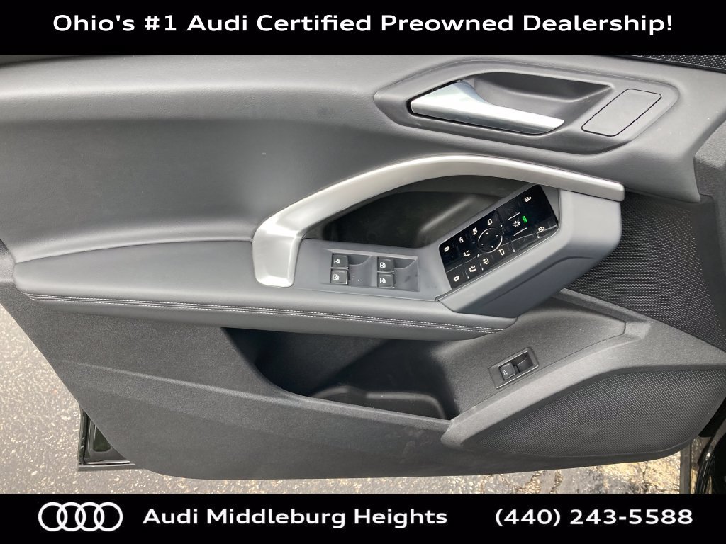Certified 2025 Audi Q5 Premium w/ Convenience Package AWD/4WD image 13