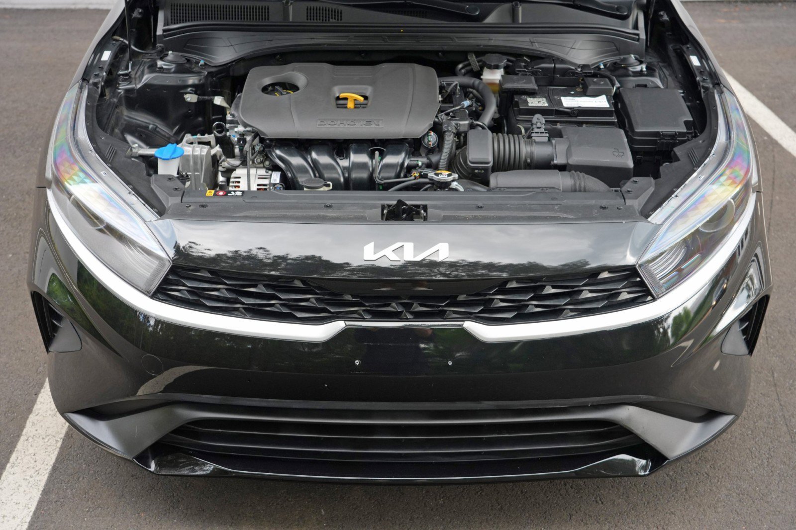 Used 2023 Kia Forte LXS w/ LXS Technology Package FWD image 7