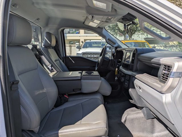 Used 2023 Ford F550 4x4 Regular Cab Super Duty image 12
