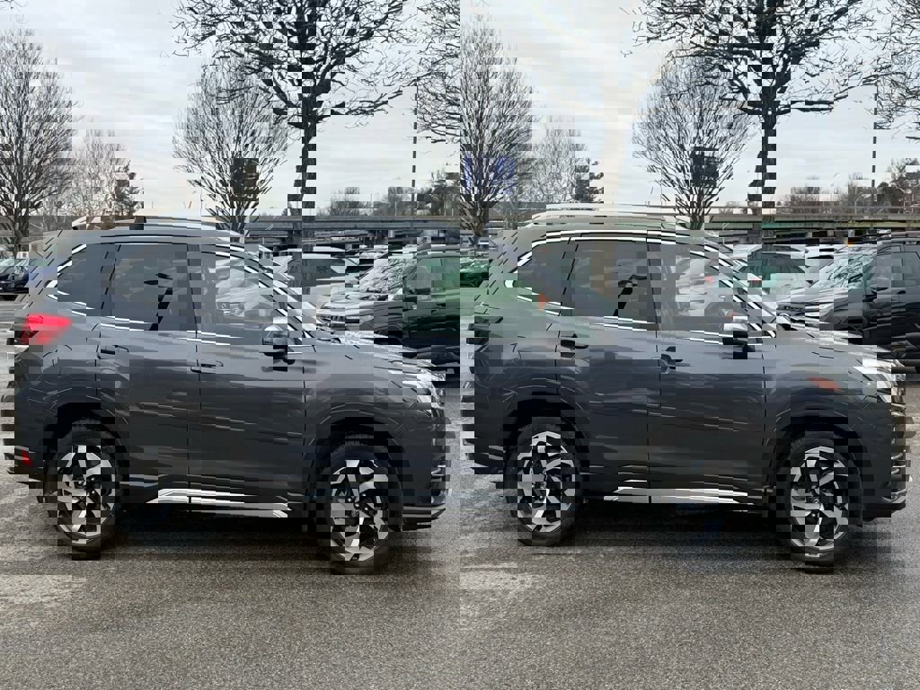 Used 2022 Subaru Forester Touring image 6