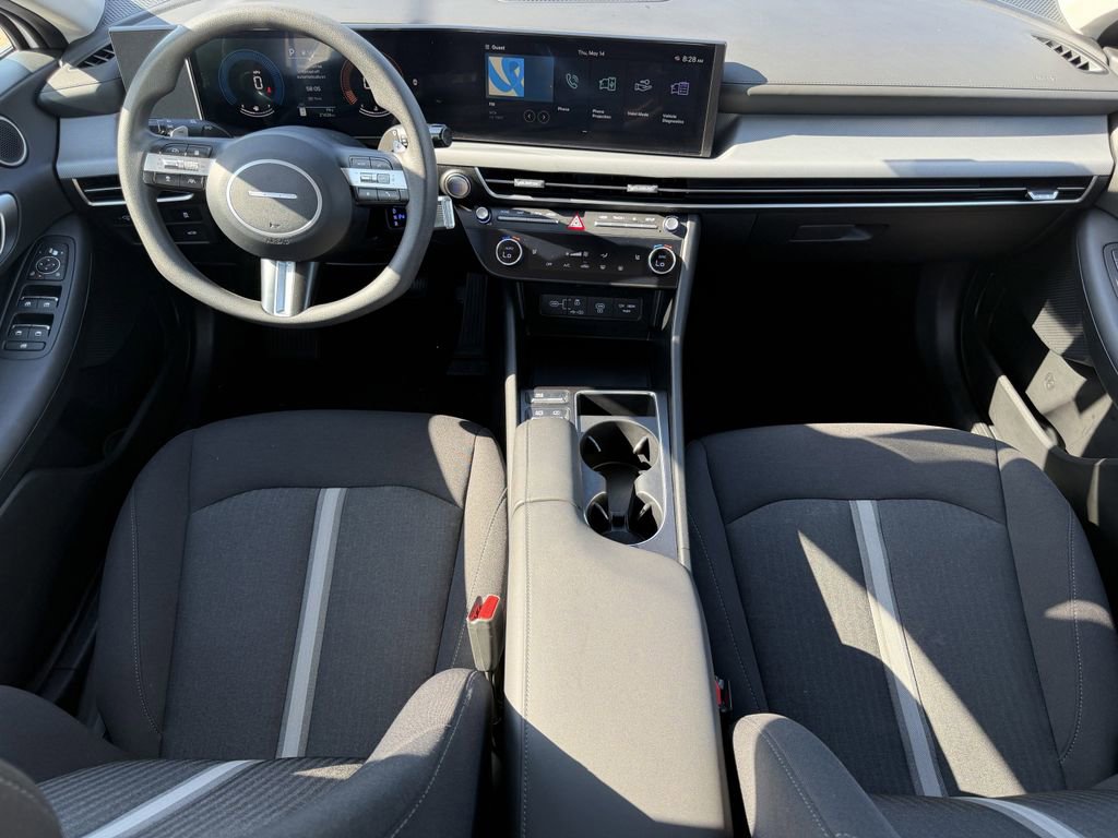 Used 2025 Hyundai Sonata SEL FWD image 12