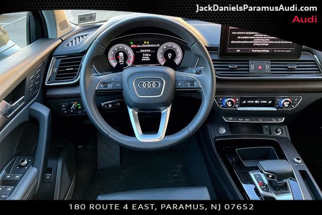 Used 2023 Audi Q5 2.0T Premium Plus w/ Premium Plus Package AWD/4WD image 5