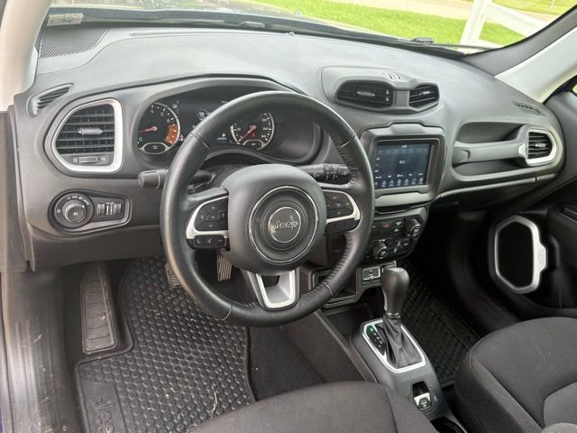 Used 2021 Jeep Renegade Latitude w/ Convenience Group FWD image 10