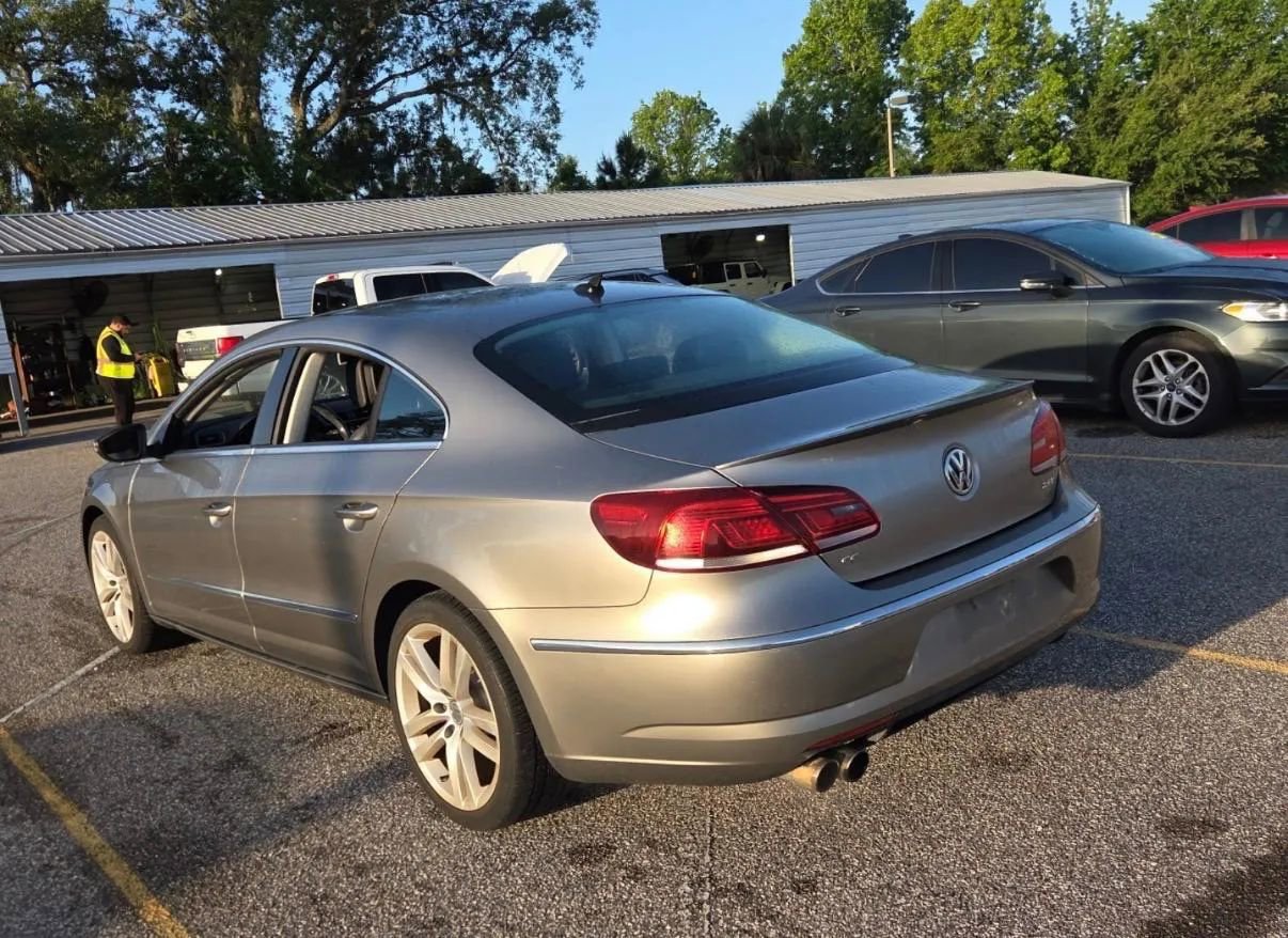 Used 2015 Volkswagen CC Executive image 3