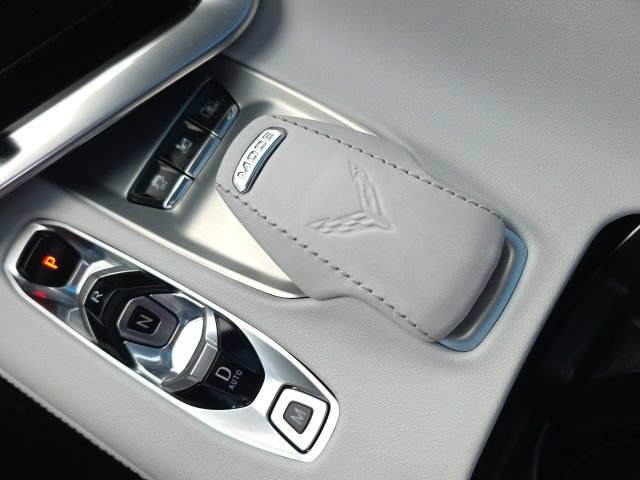 Used 2022 Chevrolet Corvette Stingray Preferred Cpe w/ Z51 Performance Package RWD image 23