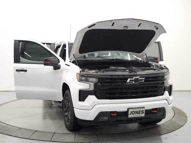 Used 2025 Chevrolet Silverado 1500 RST w/ Redline Edition AWD/4WD image 10