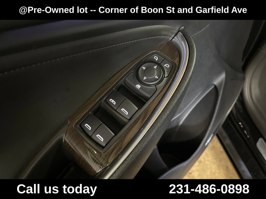 Used 2021 Chevrolet Malibu Premier FWD image 16