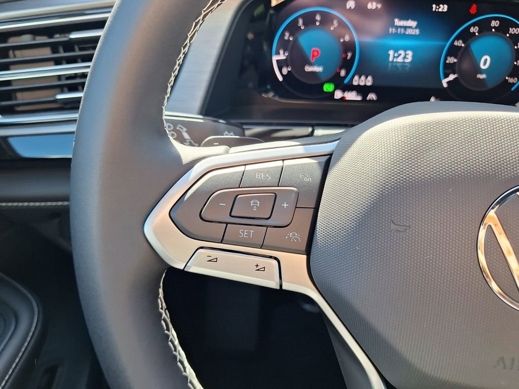 New 2026 Volkswagen Atlas Cross Sport SE image 18