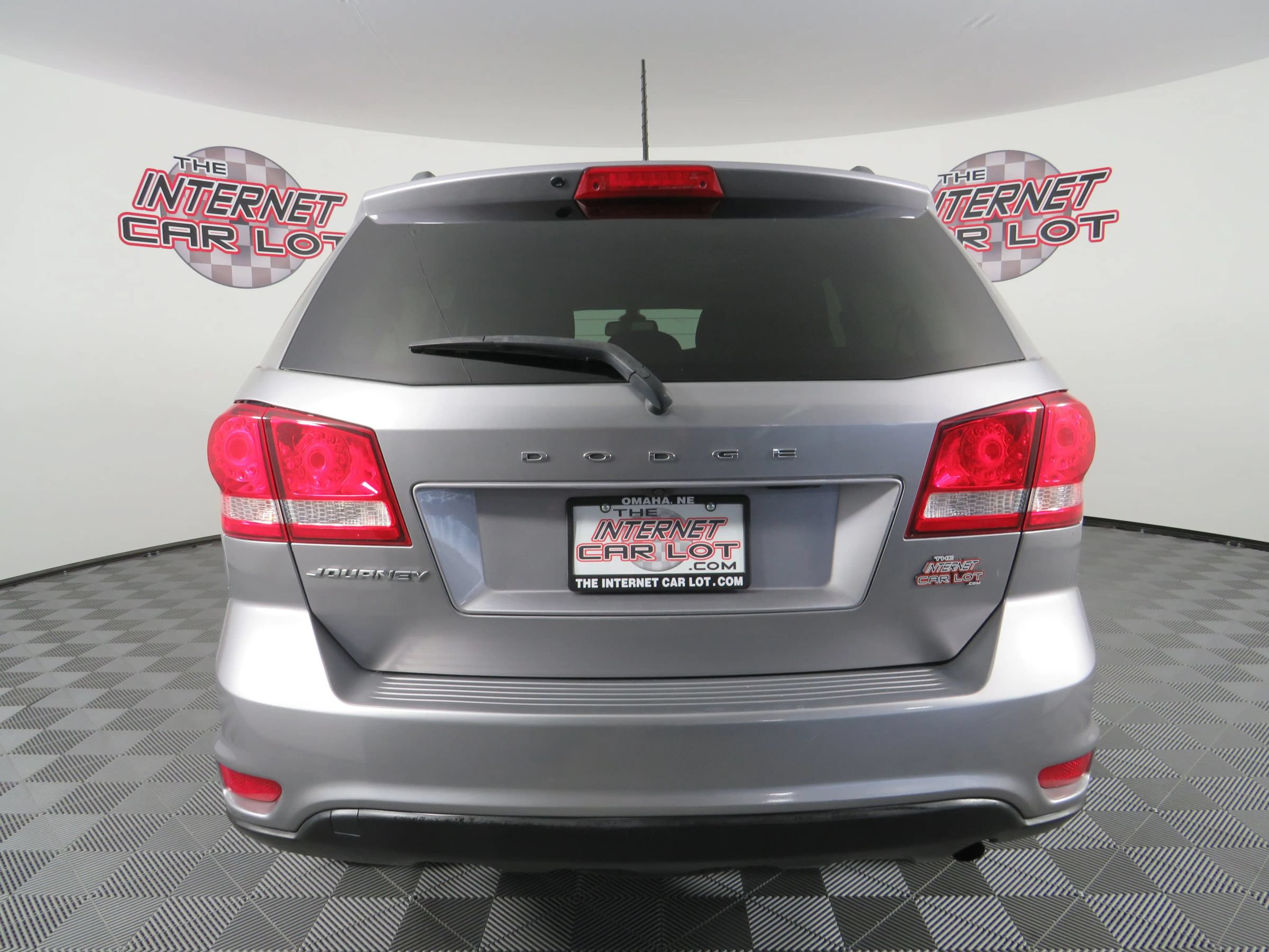 Used 2019 Dodge Journey SE w/ Blacktop Package FWD image 6