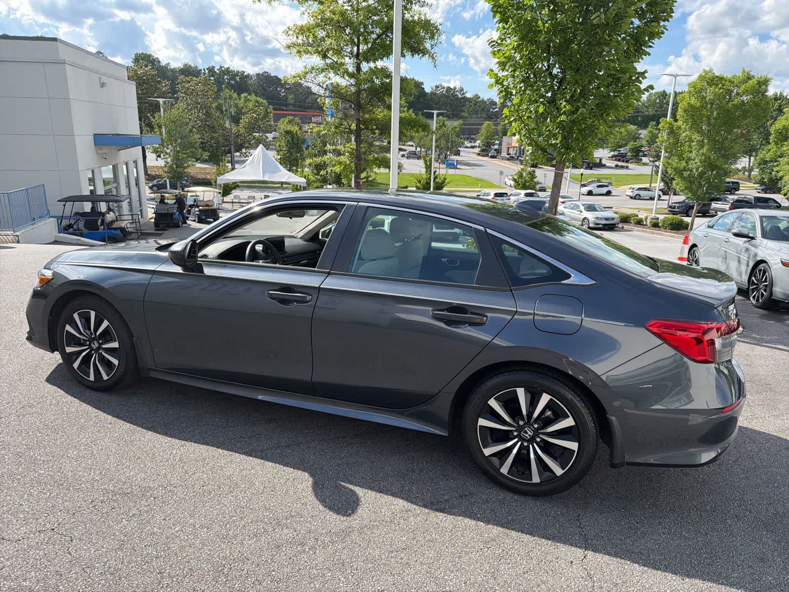 Used 2023 Honda Civic EX image 8