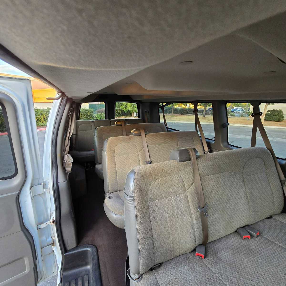 Used 2020 Chevrolet Express 3500 LT w/ LT Preferred Equipment Group image 18