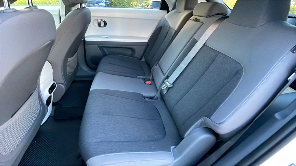 New 2026 Hyundai Ioniq 5 SE image 16