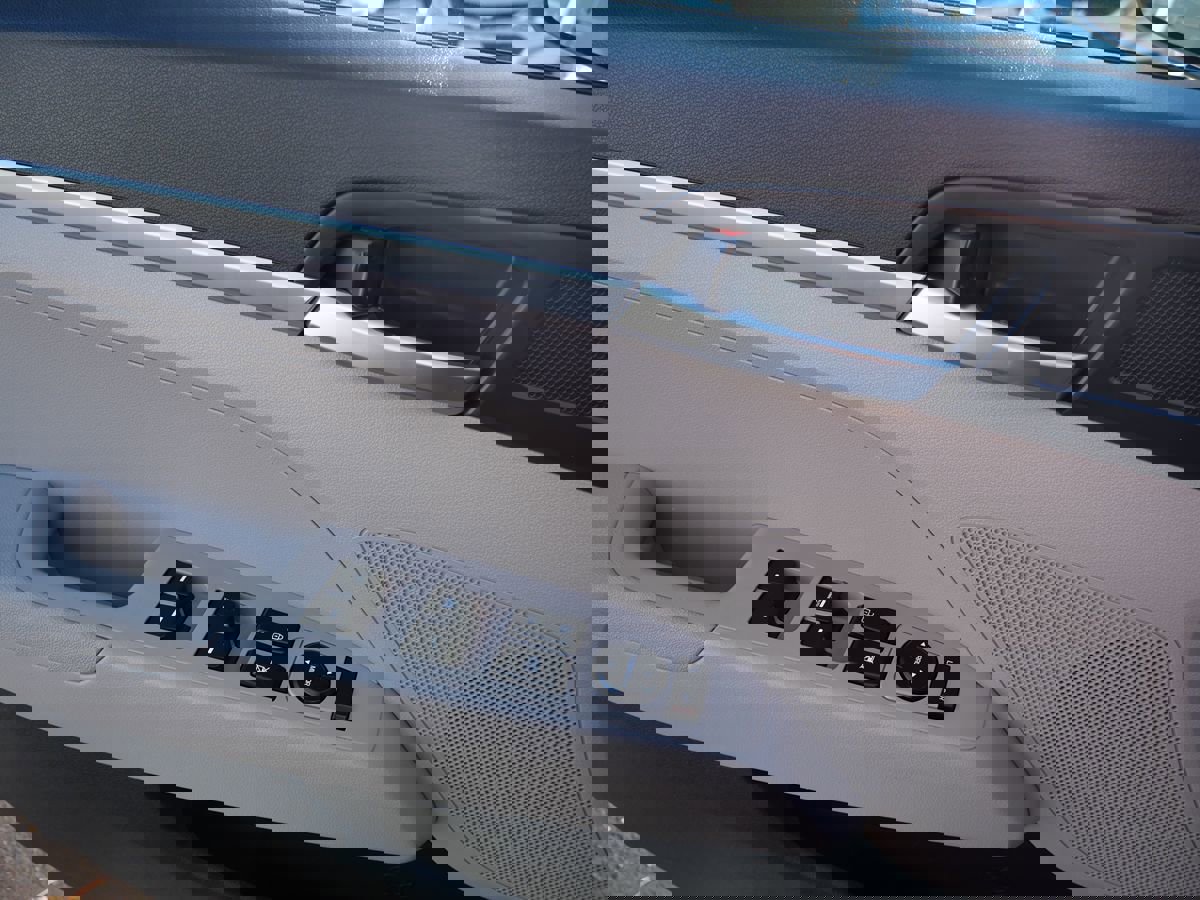 Used 2020 Hyundai Elantra SE w/ Convenience Package (C2) image 14