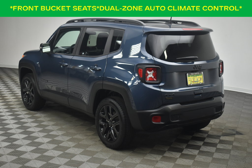 Used 2023 Jeep Renegade Altitude w/ Sun/Sound Group AWD/4WD image 4