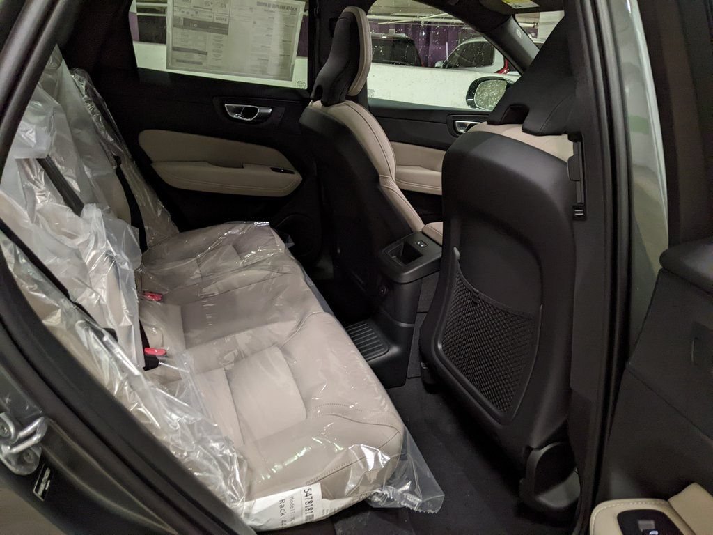 New 2026 Volvo XC60 T8 Core w/ Climate Package AWD/4WD image 25