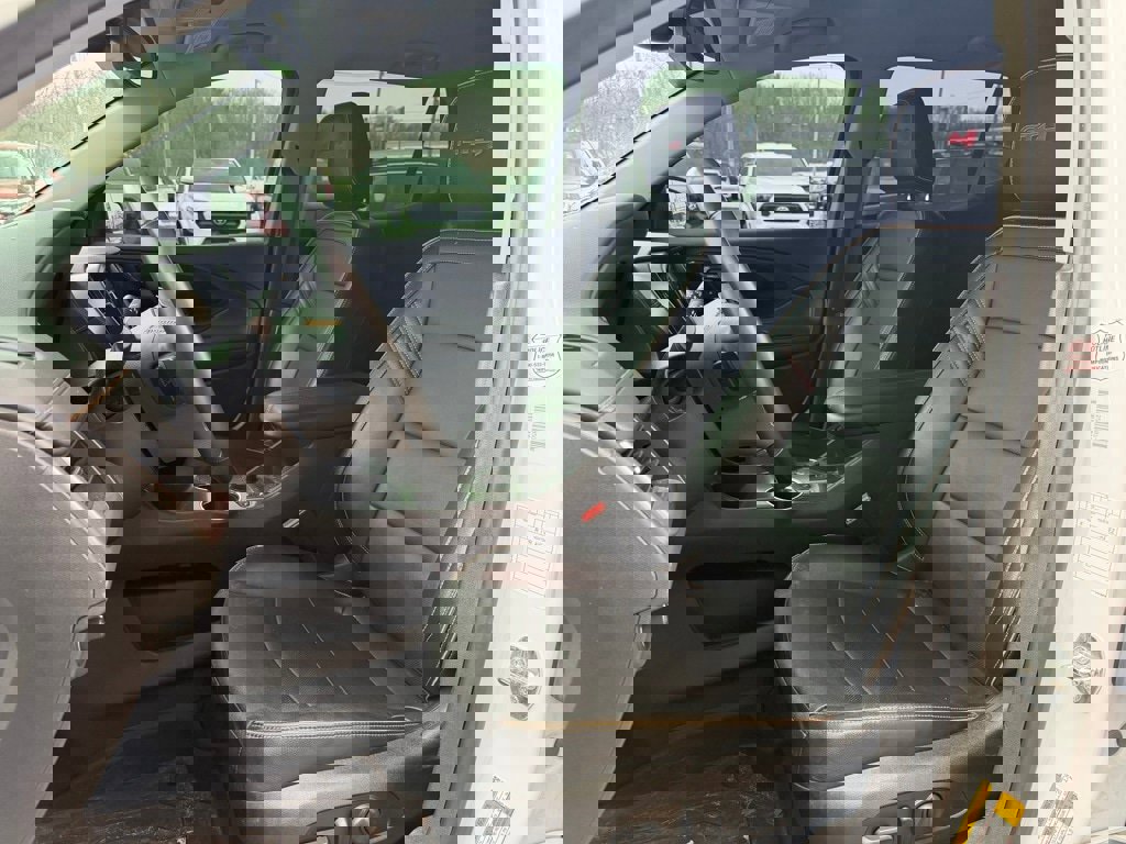 Used 2023 GMC Terrain AT4 image 10