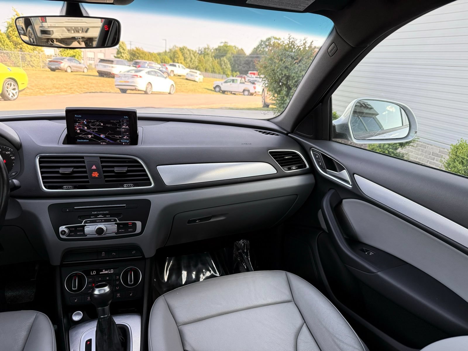 Used 2018 Audi Q3 2.0T Premium FWD image 29