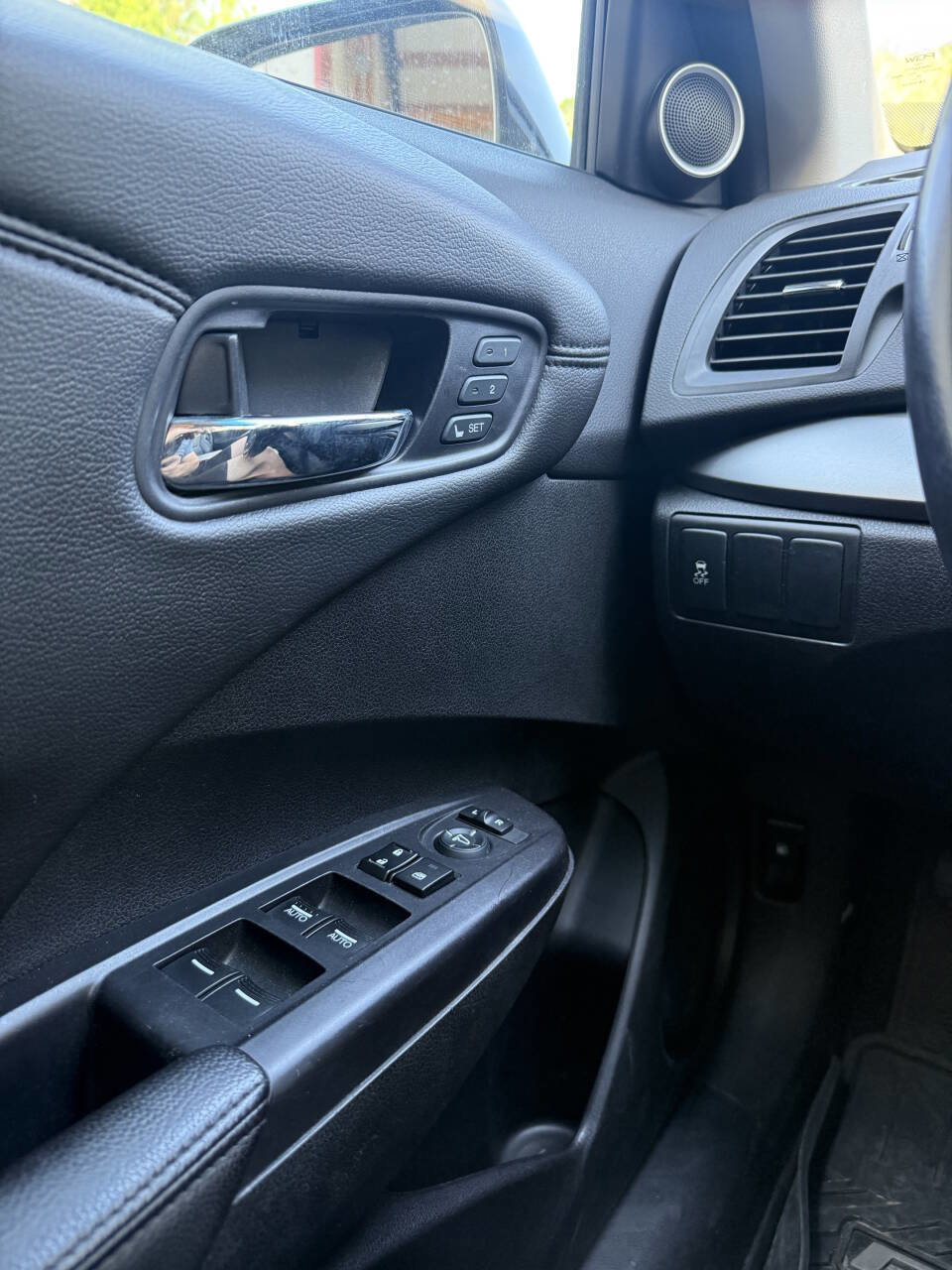 Used 2015 Acura RDX AWD image 17