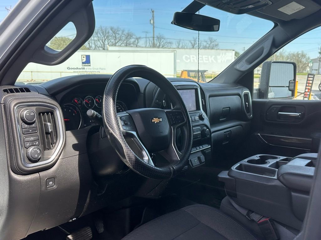 Used 2020 Chevrolet Silverado 3500 LT image 10